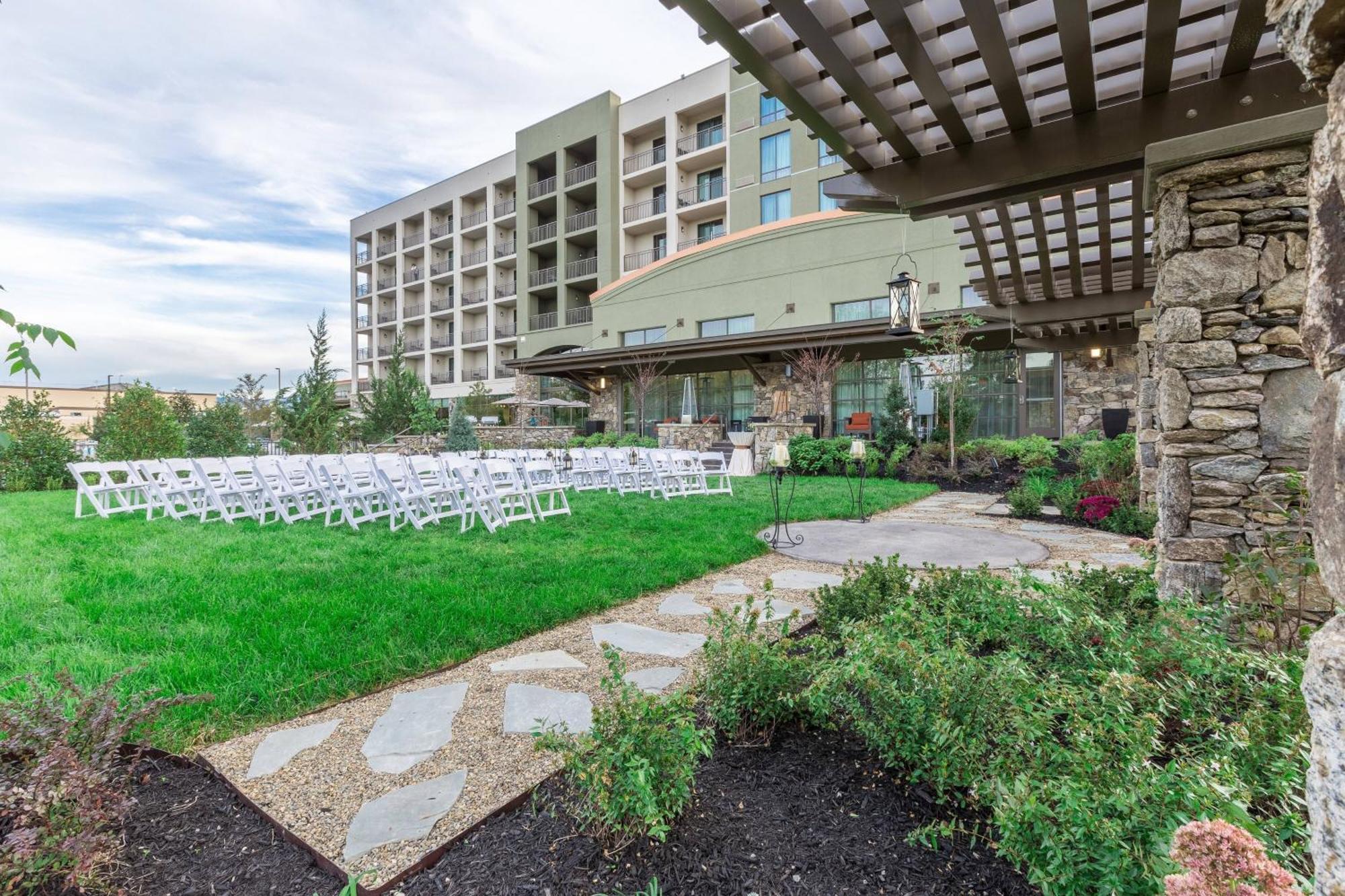 Courtyard By Marriott Pigeon Forge Hotel Ngoại thất bức ảnh