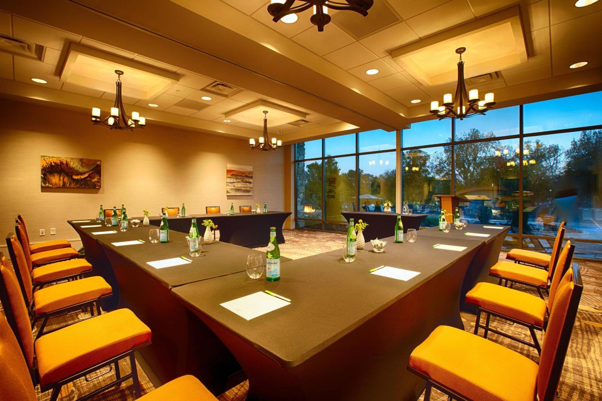 Courtyard By Marriott Pigeon Forge Hotel Ngoại thất bức ảnh