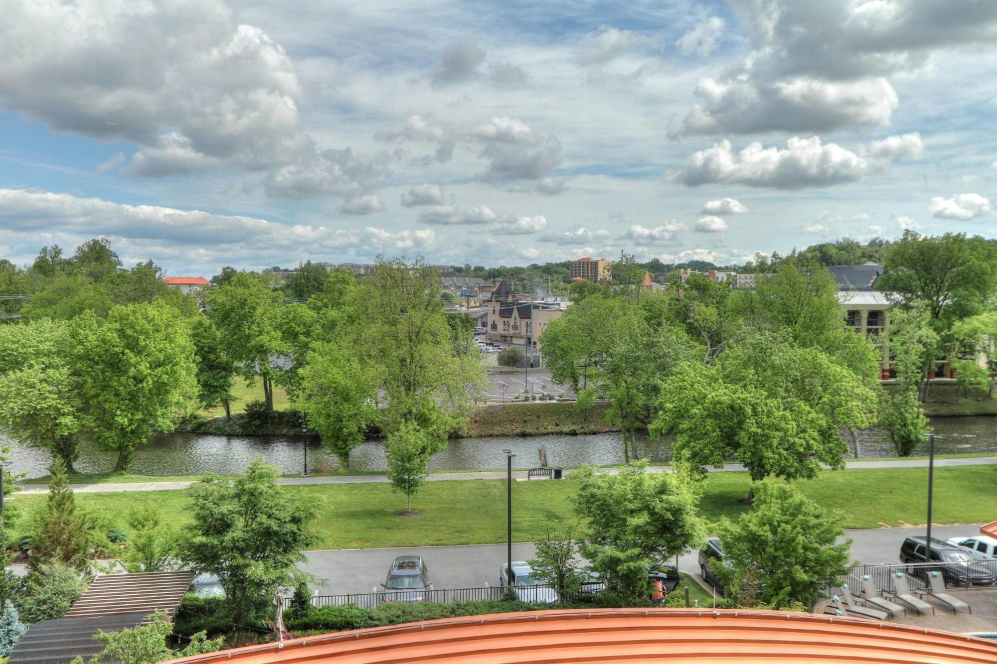 Courtyard By Marriott Pigeon Forge Hotel Ngoại thất bức ảnh