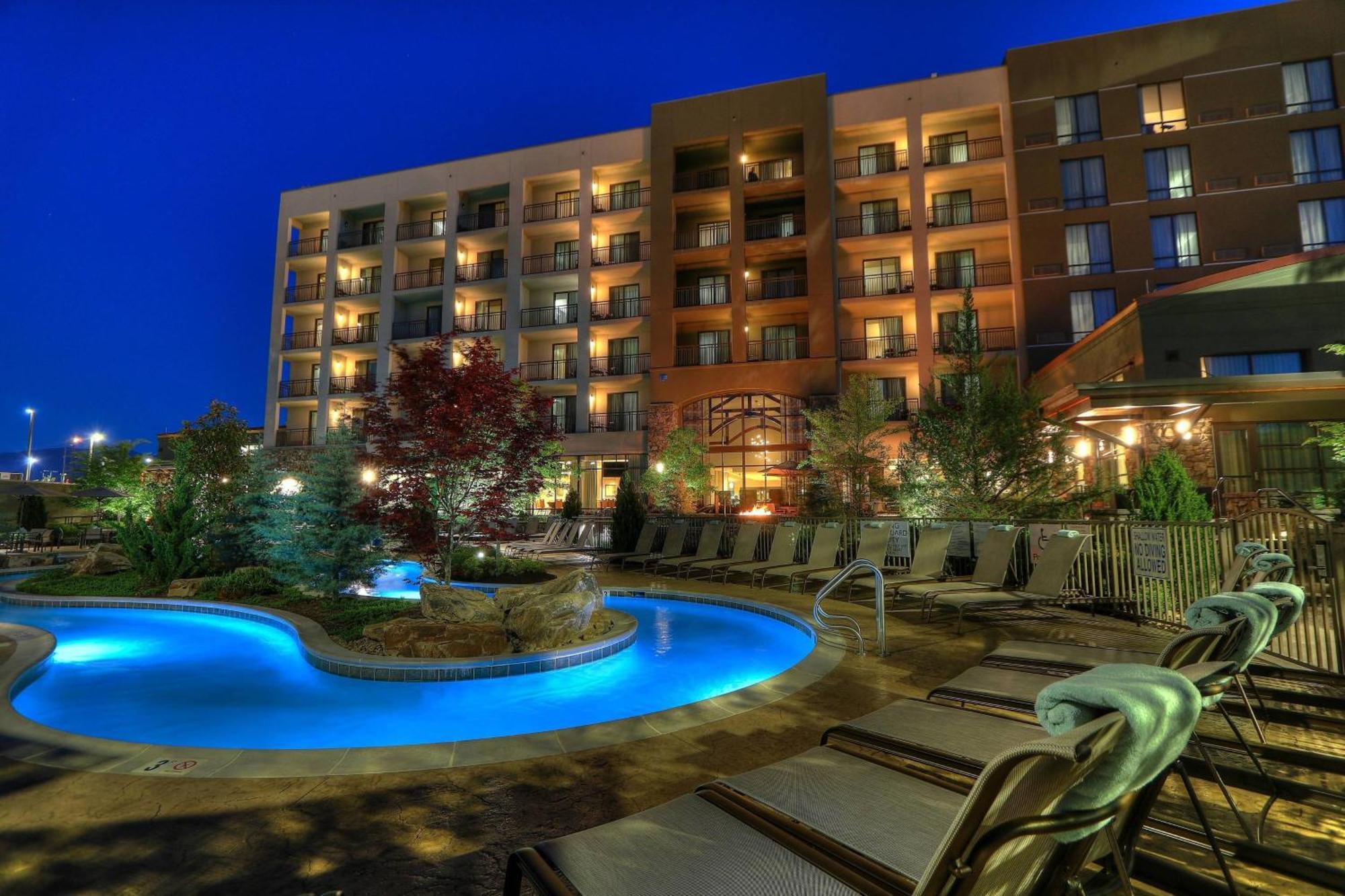 Courtyard By Marriott Pigeon Forge Hotel Ngoại thất bức ảnh